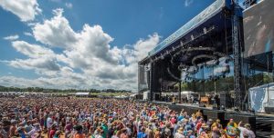 Top 3 Amenities Every Outdoor Event Should Have